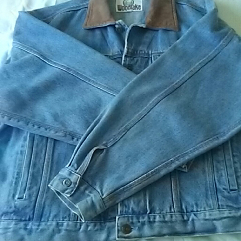 Wood LAKE DENIM JACKET SIZE LARGE